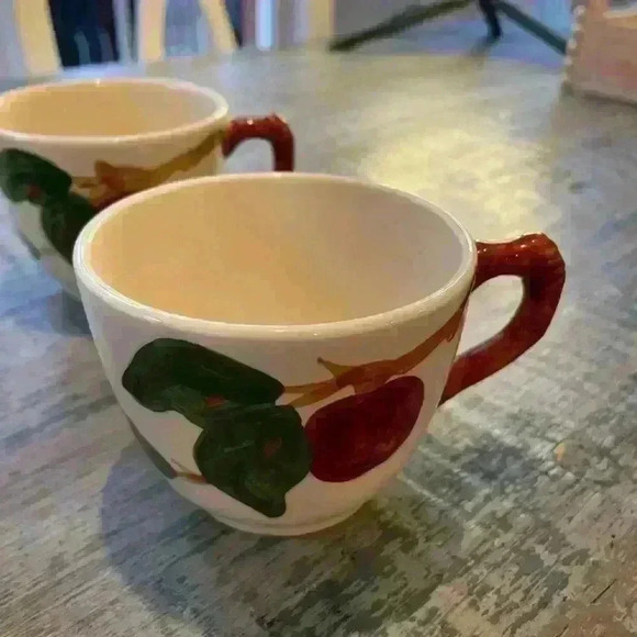 Franciscan Vintage Apple Pattern Tea/Coffee Cup 8 oz Set of 4 - Picture 5 of 7